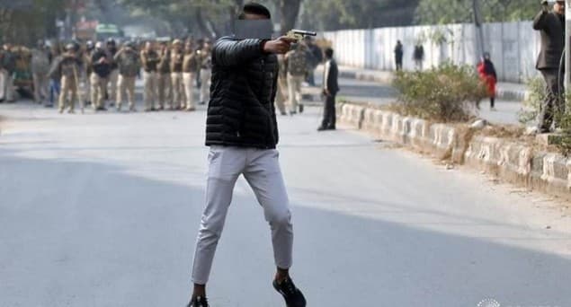 چندن کے اہلِ خانہ نے کہا کہ جامعہ میں مظاہرین پر گولی چلانے والے سے کوئی ہمدردی نہیں