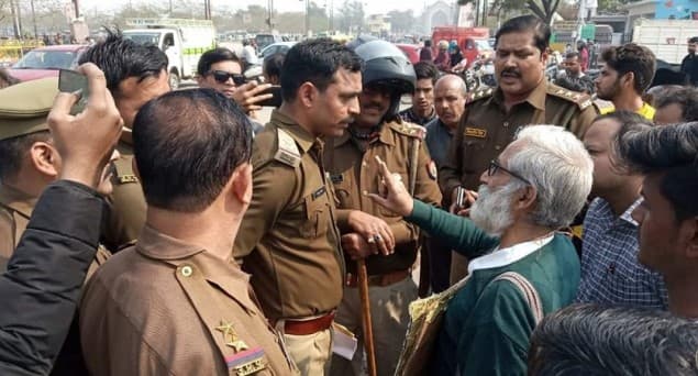میگسیسے ایوارڈ یافتہ سندیپ پانڈے سی اے اے مخالف احتجاج کے لیے جاتے ہوئے راستے میں گرفتار، بعد میں ذاتی مچلکے پر رہا