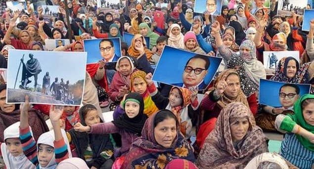 شاہین باغ احتجاج: دہلی انتخابات کی وجہ سے سپریم کورٹ نے شاہین باغ ناکہ بندی پر سماعت پیر کے روز تک ملتوی کی