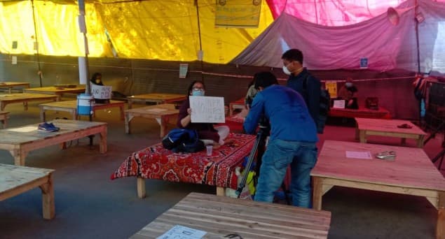 شاہین باغ: مظاہرین نے ’جنتا کرفیو‘ میں شرکت کی، لیکن سی اے اے مخالف احتجاج جاری