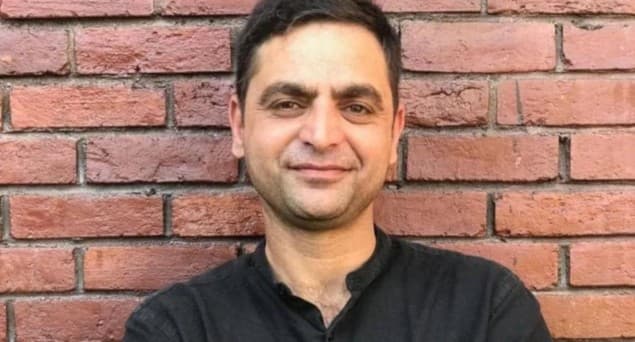 پولیس سوشل میڈیا پوسٹس کی بنیاد پر ایک سینئر صحافی کے خلاف مقدمہ درج کیا، گذشتہ تین میں اپنی نوعیت کا تیسرا معاملہ