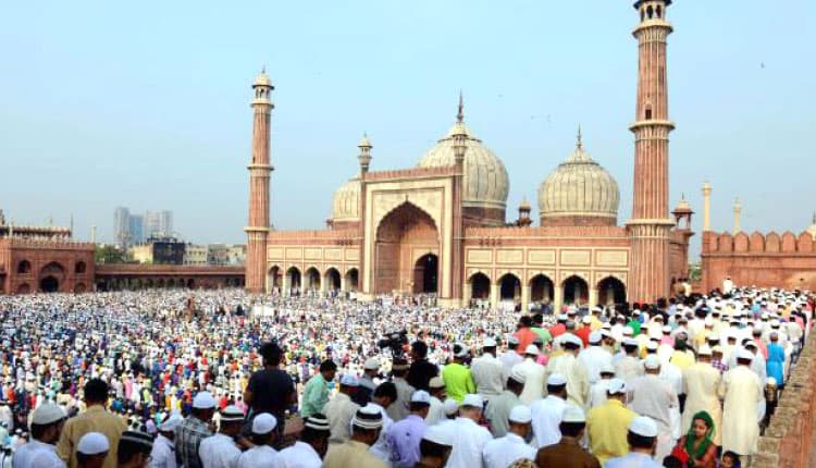 نفرتوں کے بیچ عیدالفطر کا پیغامِ محبت