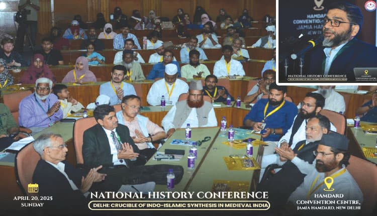 مسلمان ہندوستان میں حملہ آور نہیں بلکہ اس ملک کے وارث ہیں    :سید سعادت اللہ حسینی