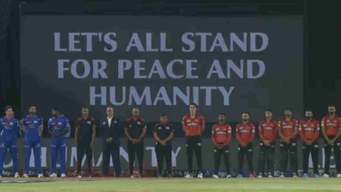 کرکٹ کی دنیا نے پہلگام حملے کی مذمت کی ، آئی پی ایل میچ کے دوران بازو پر سیاہ پٹیاں باندھی