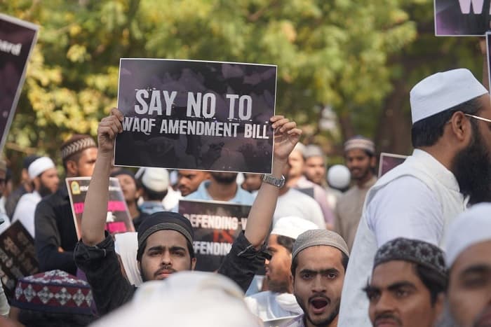 وقف ترمیمی بل 2024:’ بھروسہ ختم‘ جے ڈی یو کے 2 سینئر مسلم  رہنماؤں کا پارٹی سے استعفیٰ