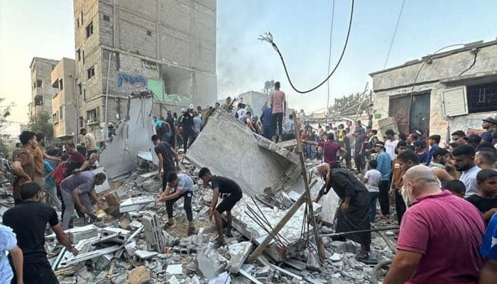 غزہ: اسرائیلی فوج کے متعدد مقامات پر حملے،24 گھنٹوں میں 50 سے زائد فلسطینی شہید