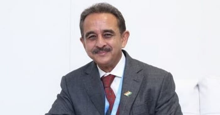     عدالت نے گونڈہ اراضی تنازعہ کیس میں وزیر مملکت برائے خارجہ امور کے خلاف ایف آئی آر درج کرنے کا حکم دیا