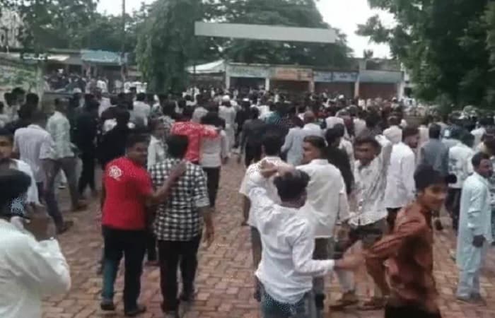 گنیش اتسوکے جلوس میں ’لو جہاد‘ کی جھانکی ،اُجین کے ماہی پور میں کشیدگی