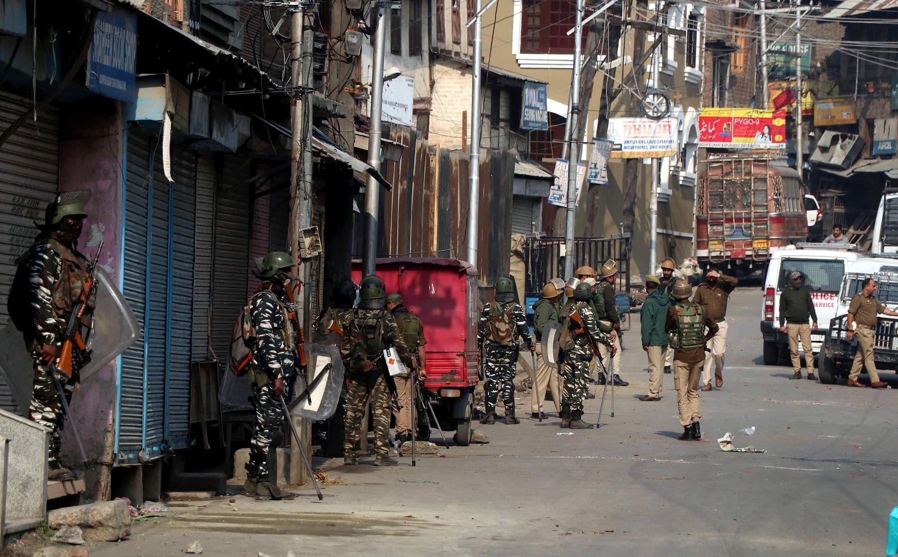کشمیر: دسویں جماعت کے امتحان شروع، غیر یقینی صورت حال اب بھی قائم
