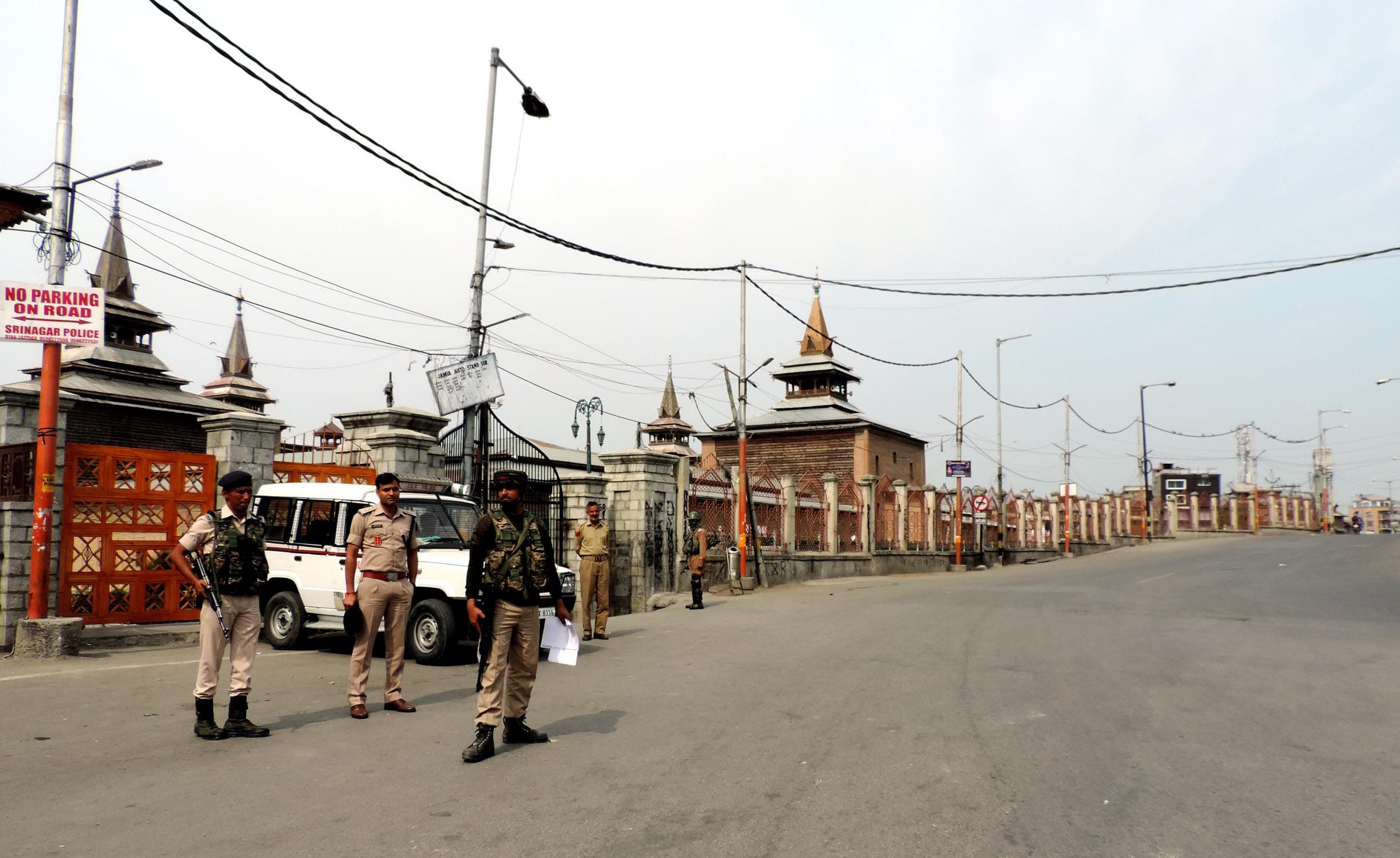 کشمیر: جامع مسجد سرینگر میں ادا نہ کی جا سکی لگاتار 17 ویں جمعے کی نماز
