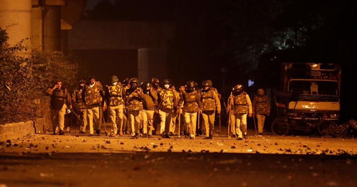 سی اے اے مخالف احتجاج: 20 سے زائد فلمی شخصیات نے جامعہ کے گرفتار طلبا کی رہائی کا مطالبہ کیا