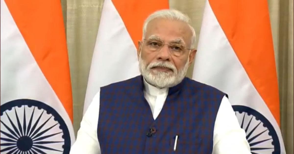 وزیر اعظم نے لوگوں سے اتوار کے روز رات 9 بجے اپنی اپنی بالکونیوں میں موم بتی، لیمپ یا ٹارچ جلانے کو کہا