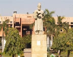 جامعلہ ملیہ اسلامیہ نے نیا تعلیمی کیلنڈر جاری کیا، صرف سالِ آخر کے طلبا امتحان جولائی میں منعقد ہوگا