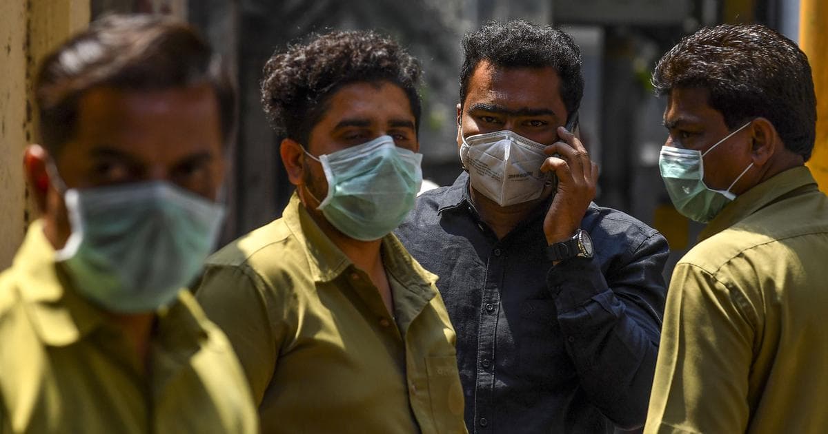 مختصر مختصر: ہندوستان میں کورونا متاثرین کی تعداد میں ریکارڈ یک روزہ اضافہ، 9،996 نئے واقعات اور 357 اموات کی اطلاع، دیگر اہم خبریں