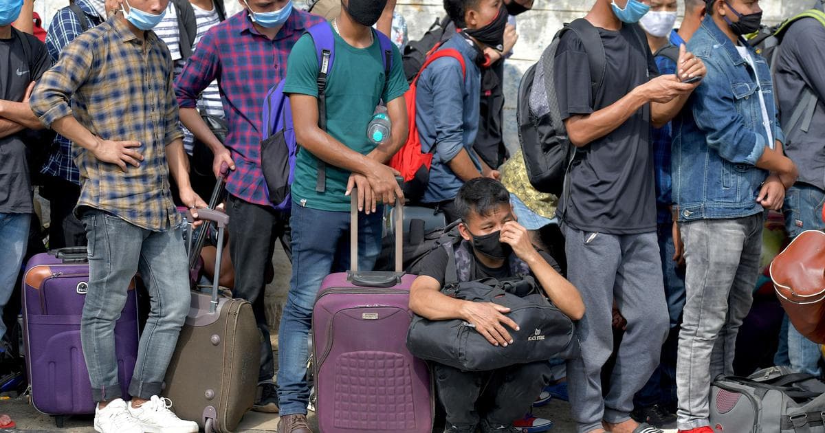 مختصر مختصر: سپریم کورٹ نے مرکز سے مہاجر مزدوروں کو 15 دن میں گھر بھیجنے کی ہدایت کی، ہندوستان میں کورونا متاثرین کی تعداد اب 2.6 لاکھ سے تجاوز، دیگر اہم خبریں