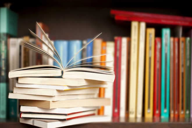 کرناٹک حکومت نے سماجی سائنس کی نصابی کتب سے ٹیپو سلطان اور حیدر علی سمیت کچھ ابواب چھوڑنے کے فیصلے پر روک لگائی