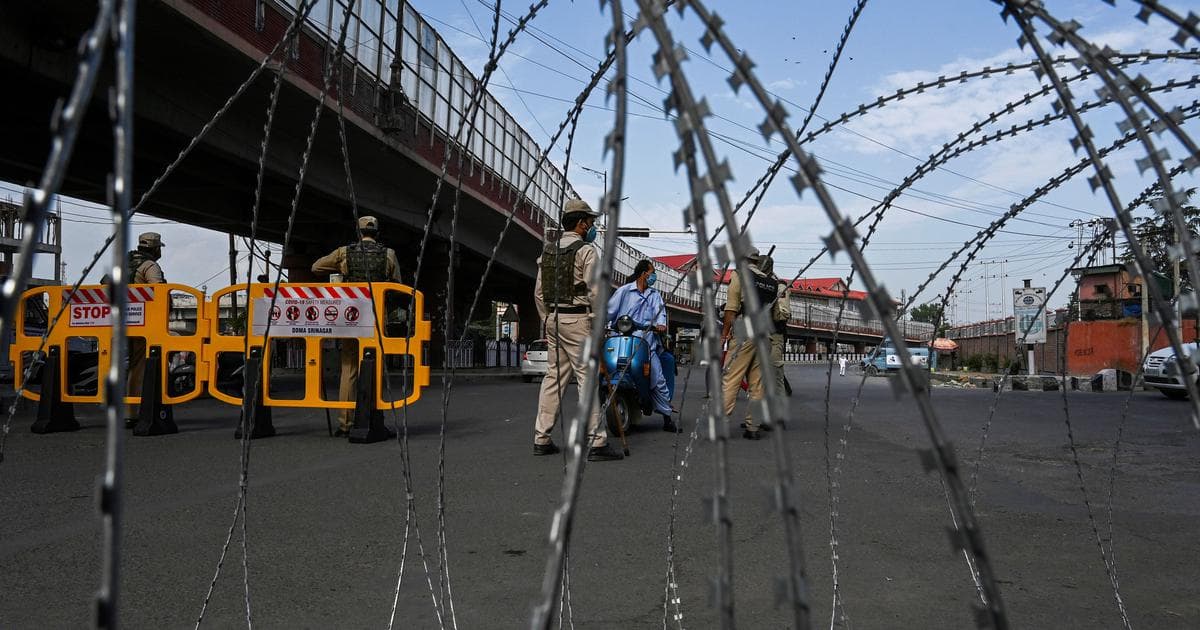 جموں و کشمیر: دفعہ 370 کی منسوخی کی پہلی برسی سے قبل پورے کشمیر میں سخت کرفیو نافذ
