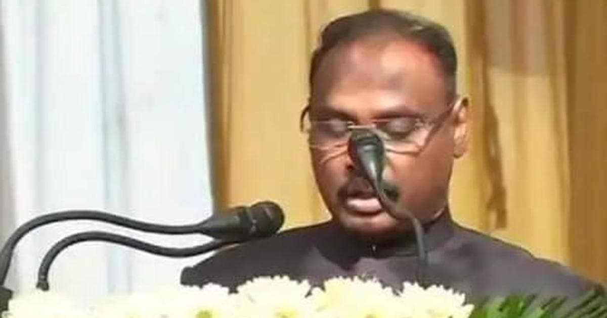 جموں و کشمیر کے لیفٹیننٹ گورنر جی سی مرمو نے استعفیٰ دیا، منوج سنہا ان کی جگہ لیں گے