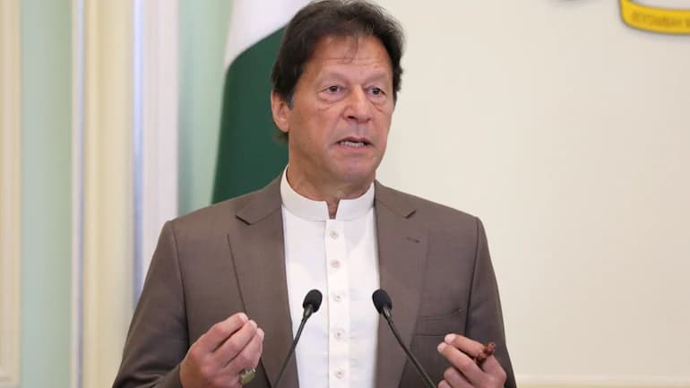 پاکستان کے وزیر اعظم نے ملک کے نئے سیاسی نقشے کی نقاب کشائی کی، جس میں پورا کشمیر اور گجرات کا جوناگڑھ بھی شامل