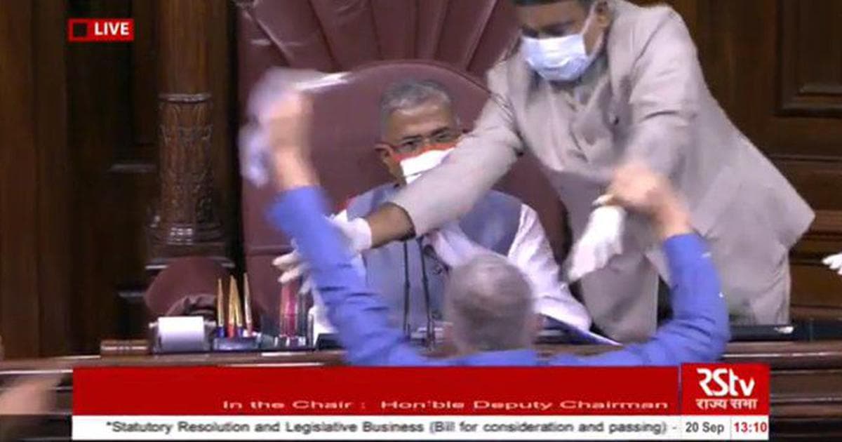 زراعت سے متعلق بل: ویڈیو سے ظاہر ہوتا ہے کہ دعوؤں کے برخلاف ووٹوں کی تقسیم کا مطالبہ کرتے وقت حزب اختلاف کے رہنما اپنی نشستوں پر تھے
