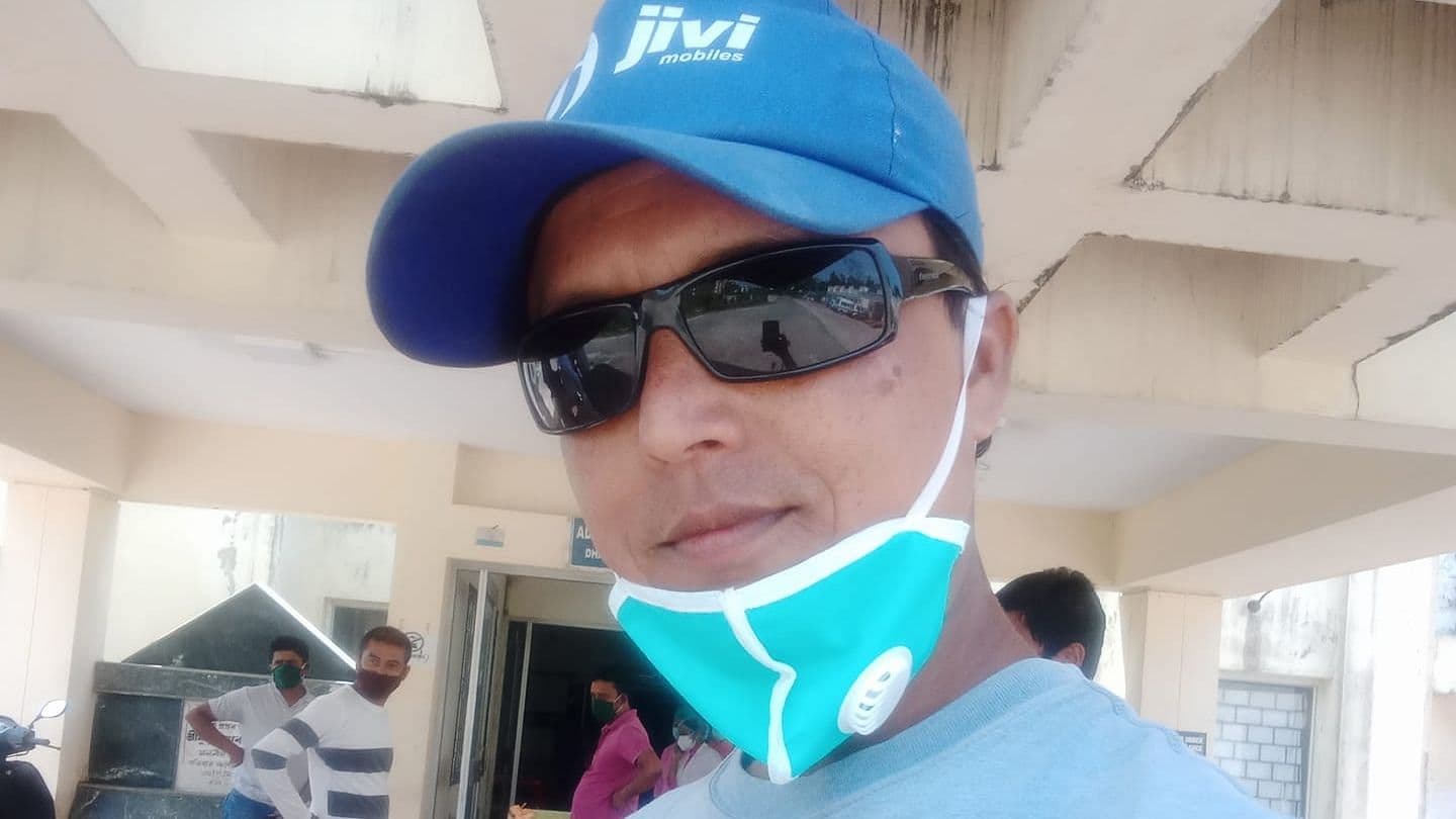 تریپورہ کے وزیر اعلیٰ بپلب دیب کے خلاف فیس بک پوسٹ کی وجہ سے ایک صحافی کو تشدد کا نشانہ بنایا گیا