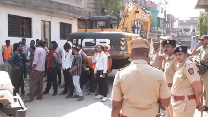 ناگپور: تشدد کے بعد حکومت کی یکطرفہ کارروائی میں تیزی ،مبینہ کلیدی ملزم فہیم خان کا گھر منہدم