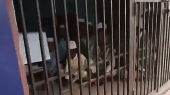 بہار: 32مدرسے کے طلبا کو آر پی ایف نے 14 گھنٹے حراست میں رکھا ، دباؤ کے بعدچھوڑا