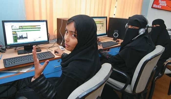 تلنگانہ میں 39فیصد مسلم خواتین گھریلو آمدنی میں معاون و مددگار