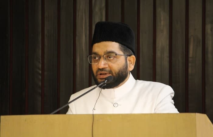 جنگ اور بدامنی کسی کے بھی حق میں نہیں ہے