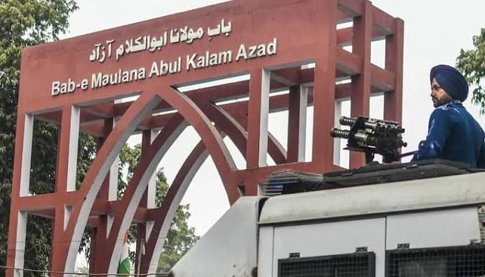گزشتہ ماہ جامعہ کیمپس میں تشدد کامعاملہ ، چھ طلبا کا اخراج، 20 کو وجہ بتاؤ نوٹس