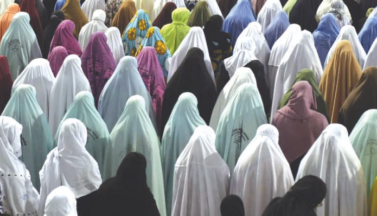 دوسری وآخری قسط :مساجد میں خواتین: روحانی ارتقاء اور ملّت کی طاقت