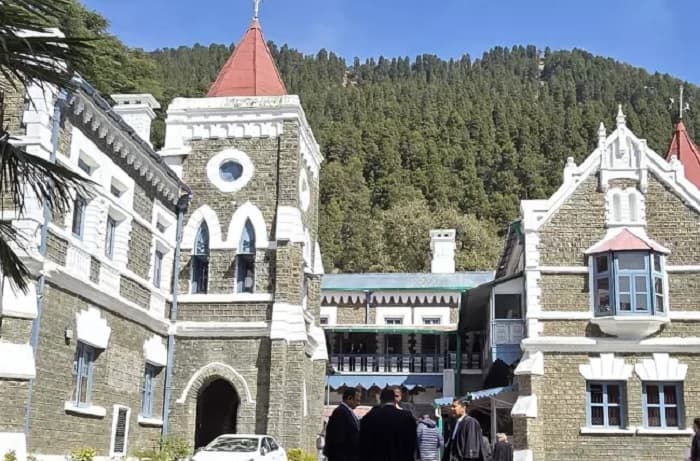 اتراکھنڈ: بغیراجازت چل رہے مدارس اپنے ادارہ کے نام سے’مدرسہ‘لفظ ہٹائیں